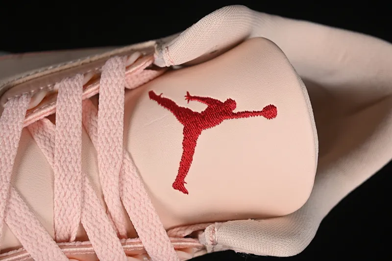 All categories Air Jordan Jordan series basketball shoes Air Jordan 3 Air Jordan 3 "Valentine's Day" AJ3 Joe 3 Valentine's Day Limited HJ0178-600